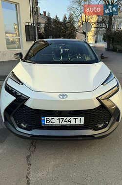 Toyota C-HR  2024