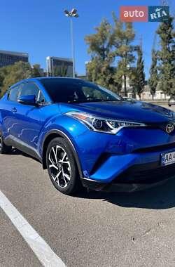 Toyota C-HR  2017