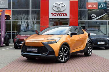 Toyota C-HR 2023