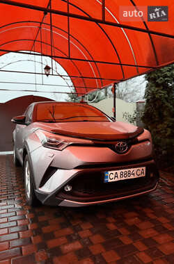 Toyota C-HR 2016