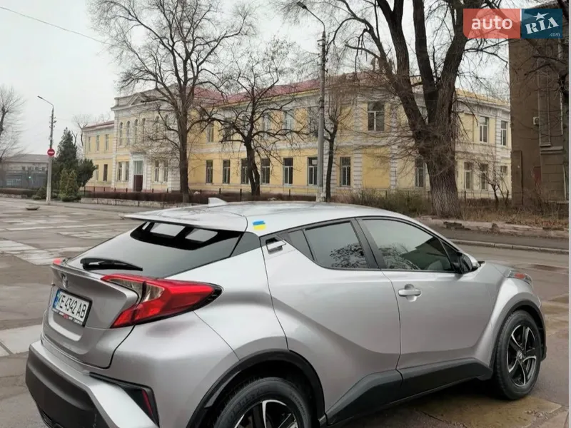 Toyota C-HR 2017