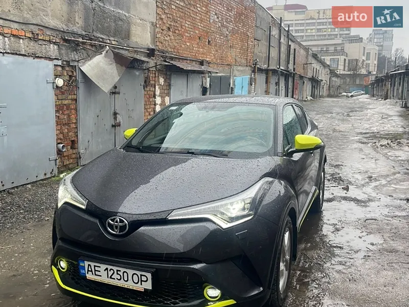 Toyota C-HR 2017