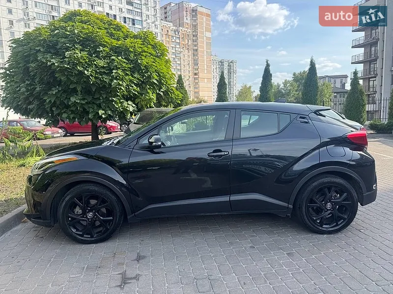 Toyota C-HR 2021