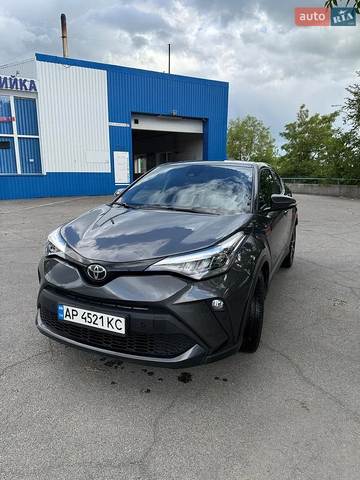 2021 Toyota C-HR - фото 1
