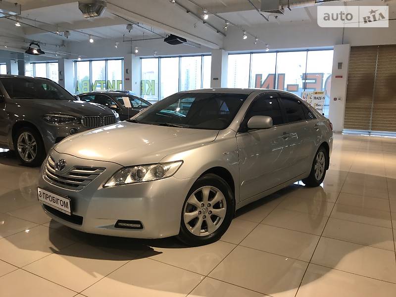 Toyota Camry 2008 года