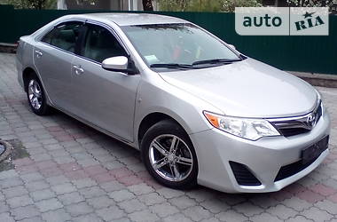 Toyota Camry  2011
