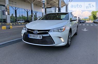 Toyota Camry XLE 2017