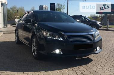 Toyota Camry  2012