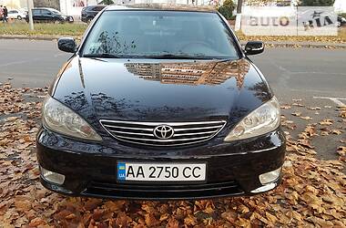 Toyota Camry  2005