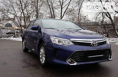 Toyota Camry  2016