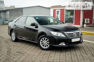 Toyota Camry официал  2012