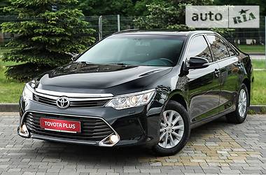 Toyota Camry  2015