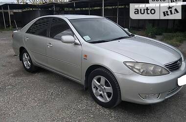 Toyota Camry  2005