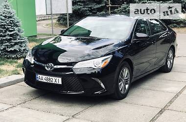 Toyota Camry SE 2015