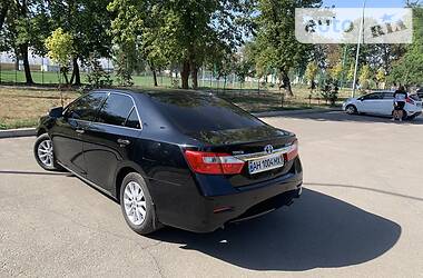 Toyota Camry  2011