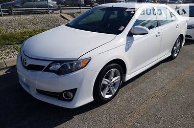 Toyota Camry  2014