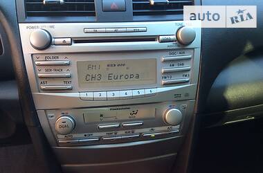 Toyota Camry  2010