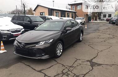 Toyota Camry Elegance 2019