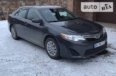 Toyota Camry LE 2014