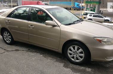 Toyota Camry  2001