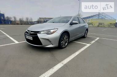 Toyota Camry SE 2016