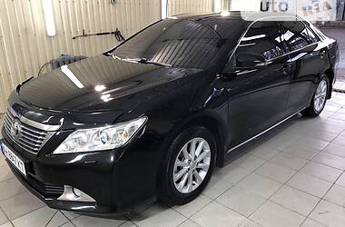 Toyota Camry  2011