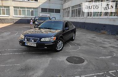 Toyota Camry mcv20  v6  XLE 2000