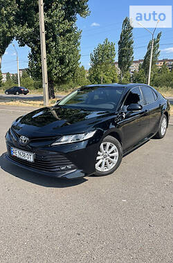 Toyota Camry Elegance  2019