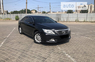 Toyota Camry  2012