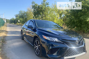 Toyota Camry SE 2017