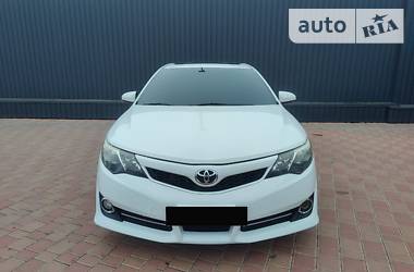 Toyota Camry SE 2012