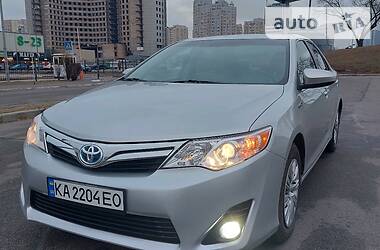 Toyota Camry  LE 2014