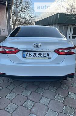 Toyota Camry  2018