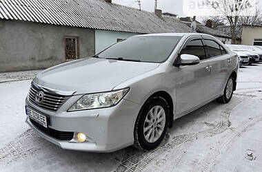 Toyota Camry  2012