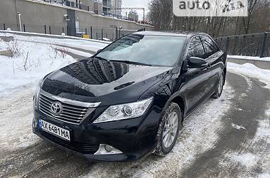 Toyota Camry  2013