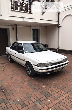 Toyota Camry GLI 1989