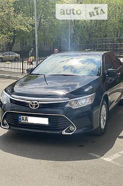 Toyota Camry  2016