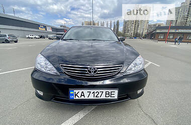 Toyota Camry XLE 2004