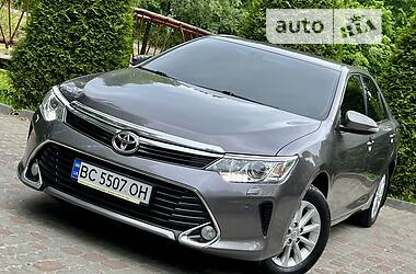 Toyota Camry  2016