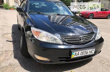 Toyota Camry  2004