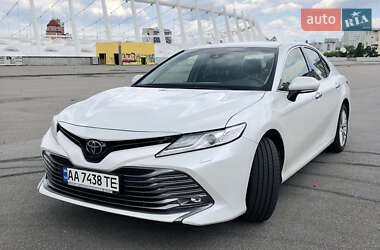 Toyota Camry 2017
