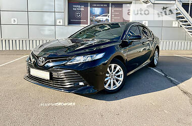 Toyota Camry Comfort 2020