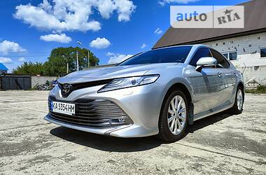 Toyota Camry Premium  2018