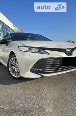 Toyota Camry PRESTIGE  PLUS 2020