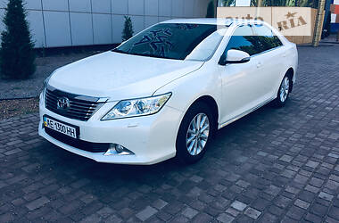 Toyota Camry  2013