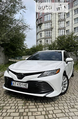 Toyota Camry LE 2017