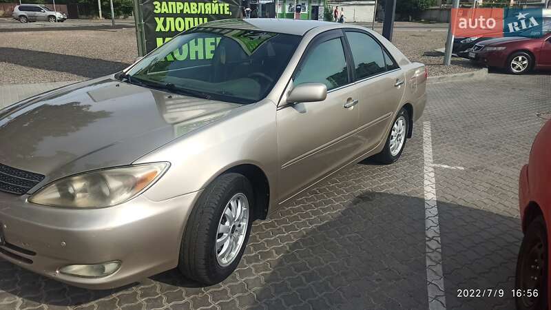 Toyota Camry 2003 року в Одесі