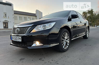 Toyota Camry  2011