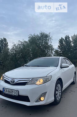 Toyota Camry  2015