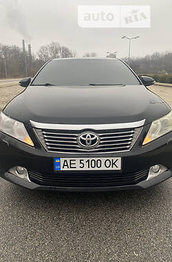 Toyota Camry  2012